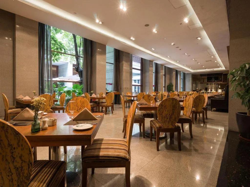 Guangzhou Carat Hotel