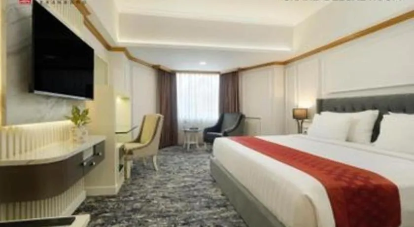 Bed in Hotel Pangeran