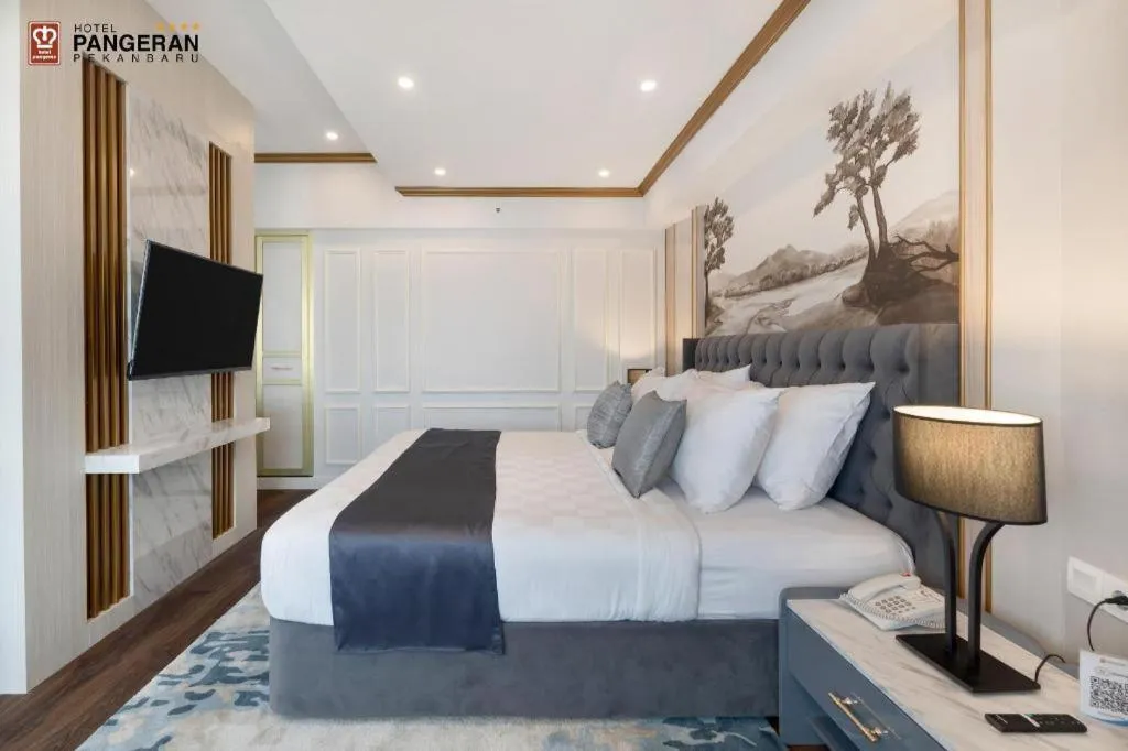 Bed in Hotel Pangeran