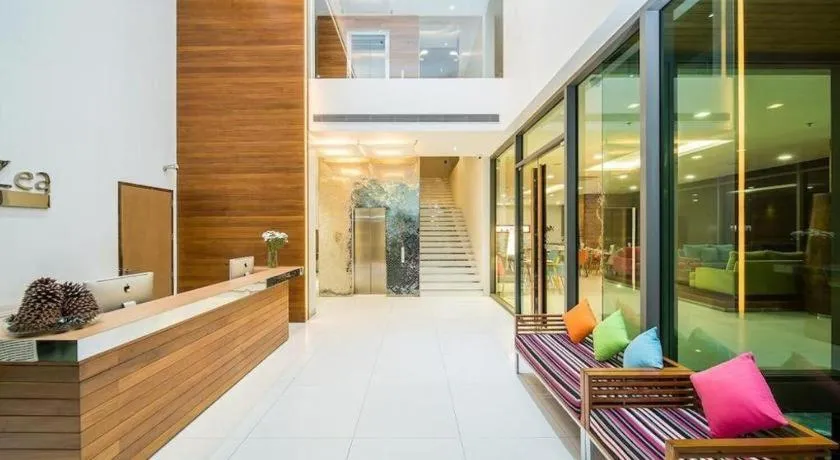 Seven Zea Chic Hotel