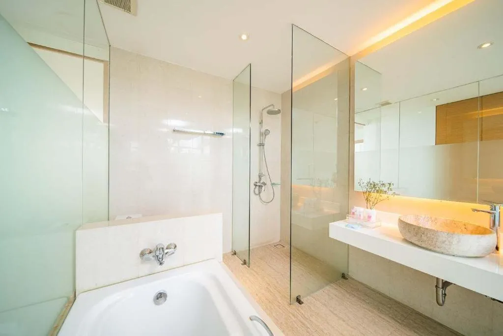 Seven Zea Chic Hotel