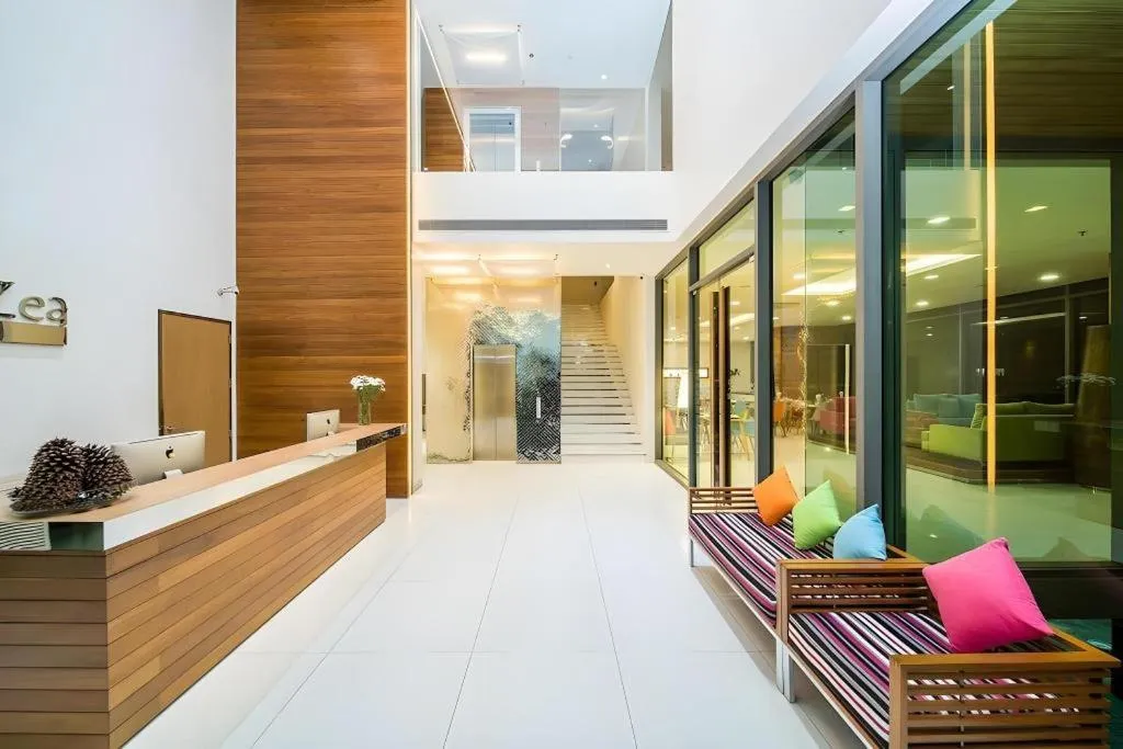 Seven Zea Chic Hotel