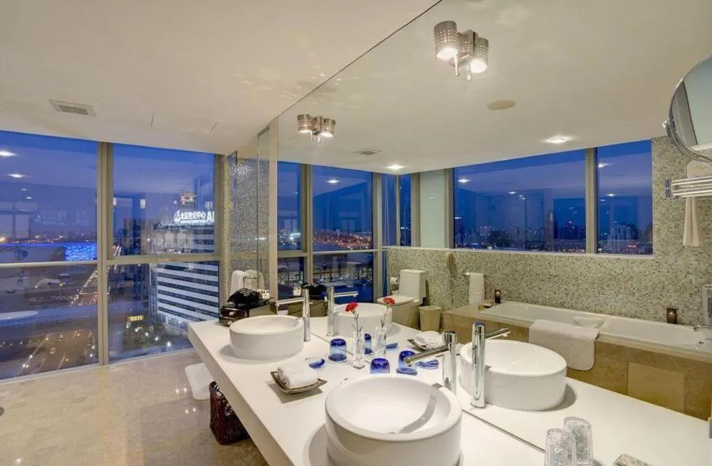 China National Convention Center Grand Hotel