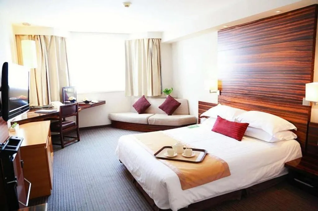 Bed in Jinglun Hotel