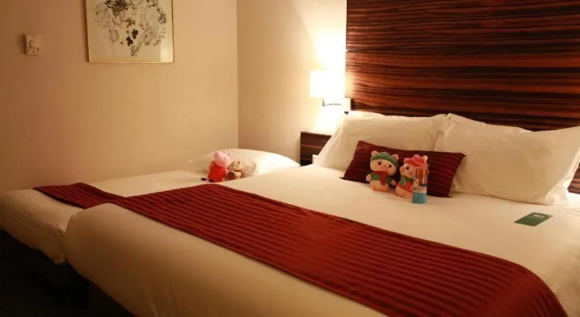 Bed in Jinglun Hotel