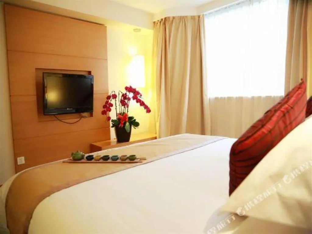 Bed in Jinglun Hotel