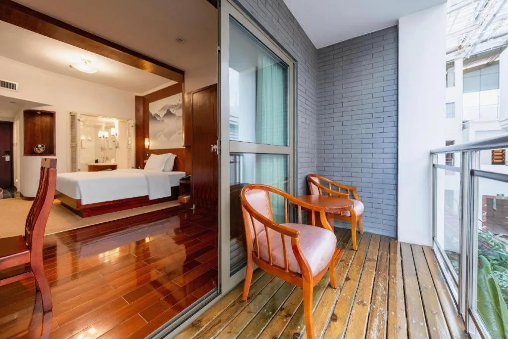 Bed in Expo Garden Hotel