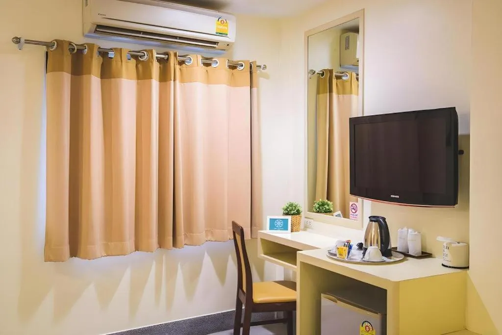 Bed in New Suanmali Hotel