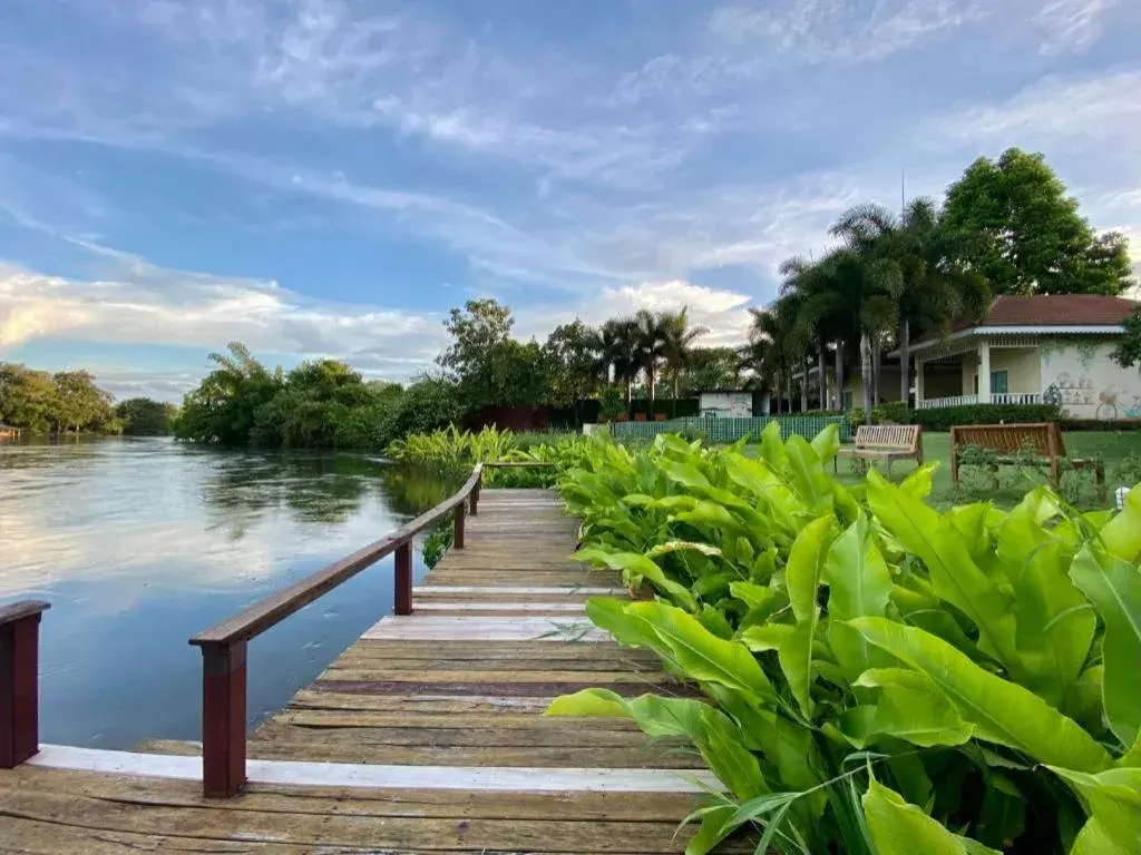 Ruen Maihom Riverside Cottage Ruen Maihom Riverside Cottage