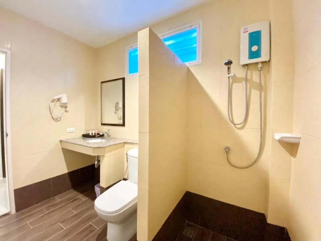 Ruen Maihom Riverside Cottage