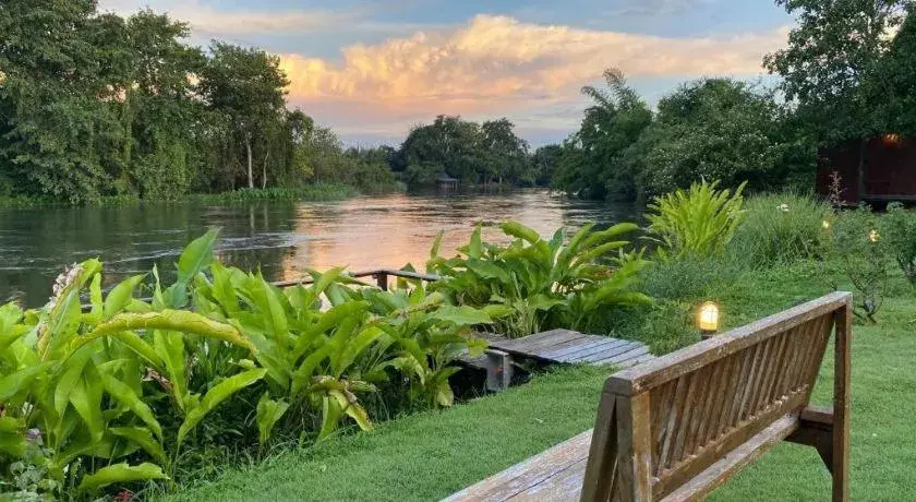 Ruen Maihom Riverside Cottage Ruen Maihom Riverside Cottage