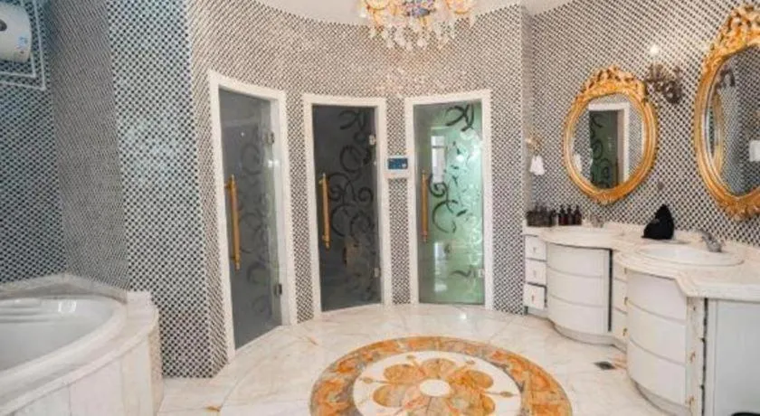 Qingdao Danube International Hotel