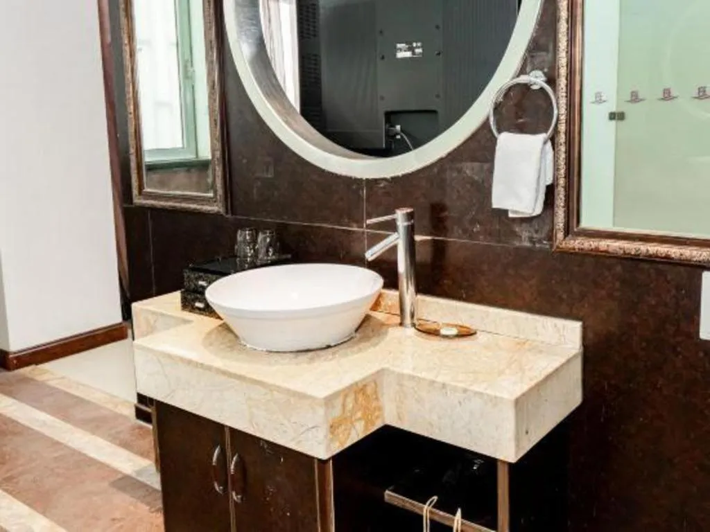 Qingdao Danube International Hotel