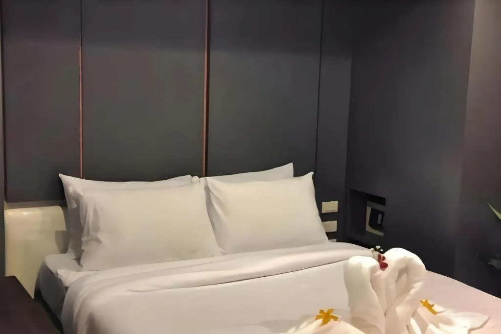 Bed in H2 Hotel