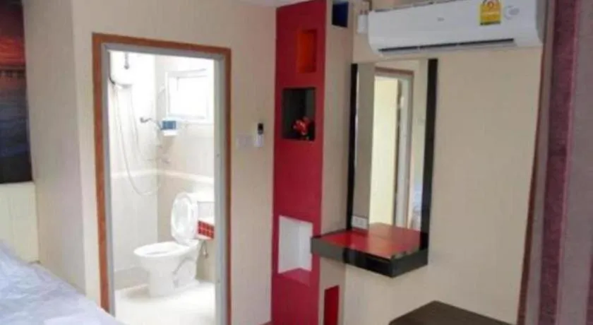 OYO 271 The Resort Romklao