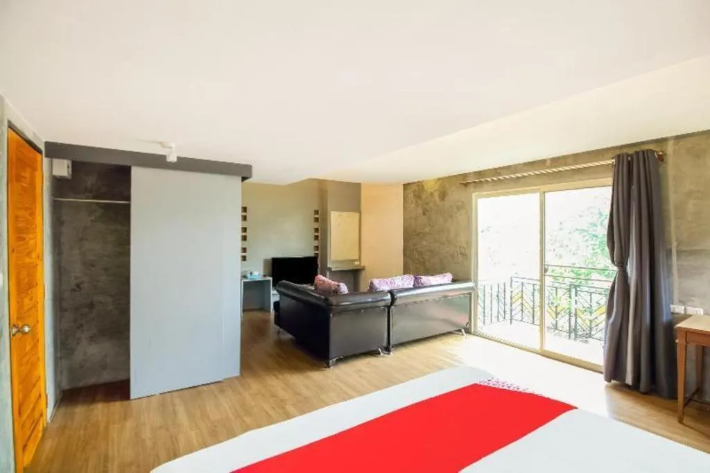 Bed in OYO 271 The Resort Romklao