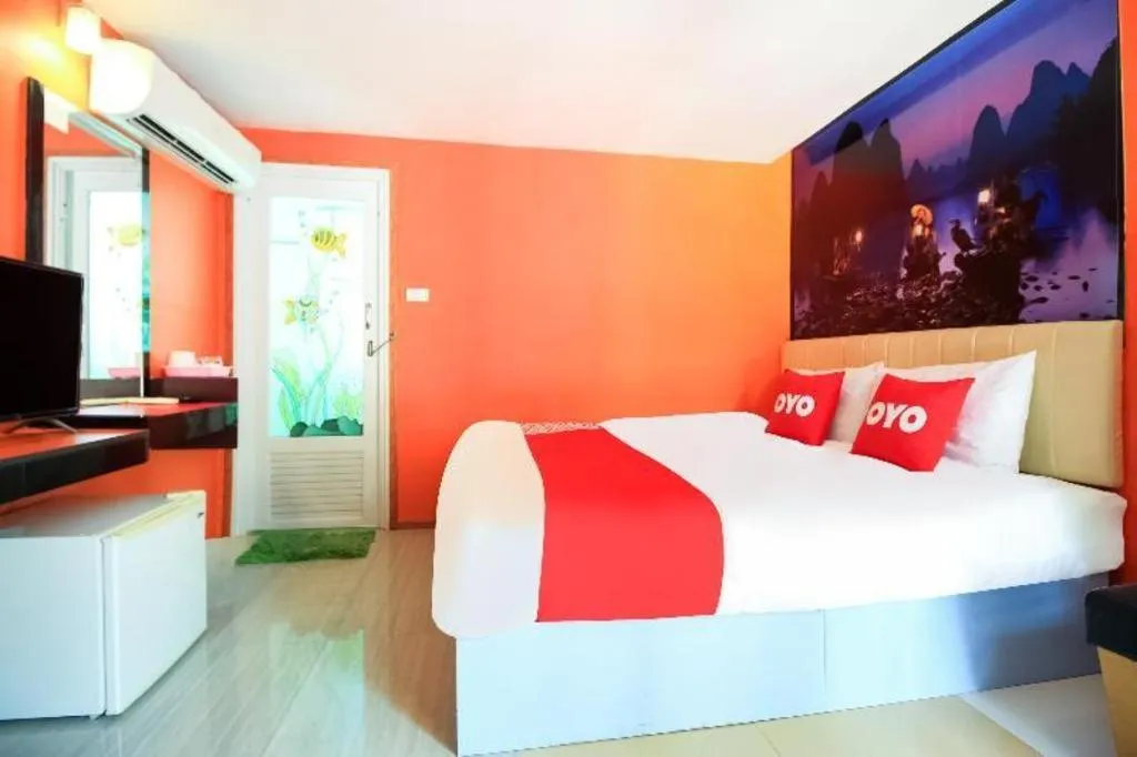 Bed in OYO 271 The Resort Romklao