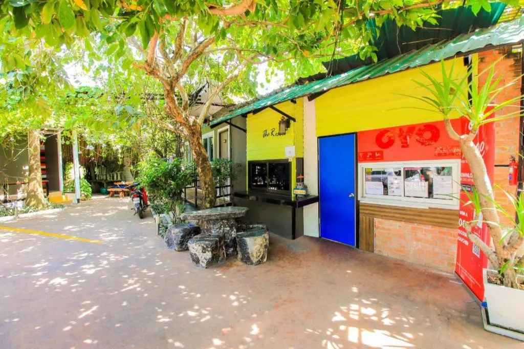 OYO 271 The Resort Romklao