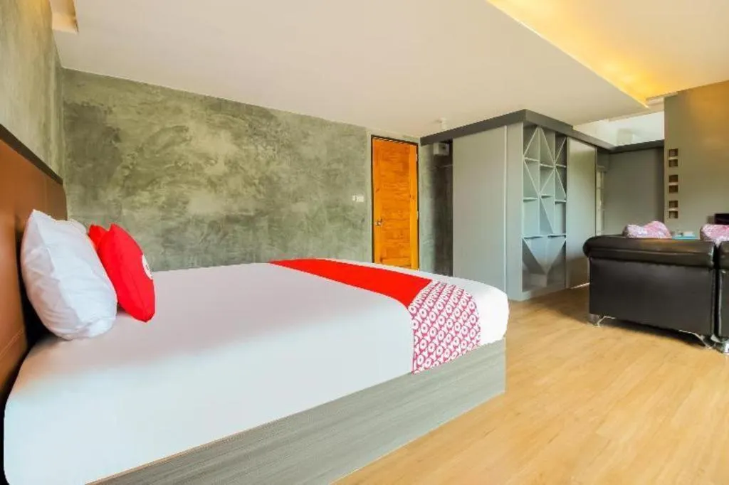 Bed in OYO 271 The Resort Romklao