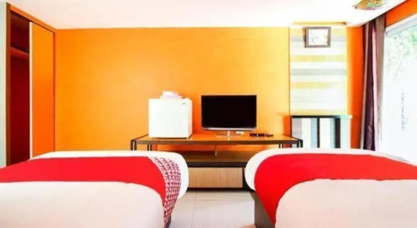 Bed in OYO 271 The Resort Romklao