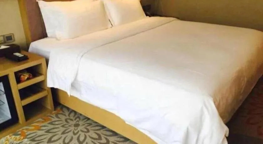 Bed in Lavande Hotel Guangzhou Tianhe Park Metro Station