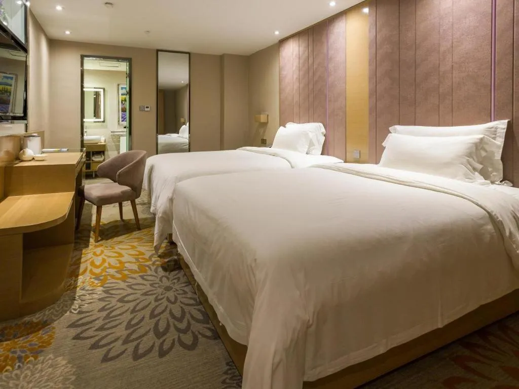 Bed in Lavande Hotel Guangzhou Tianhe Park Metro Station