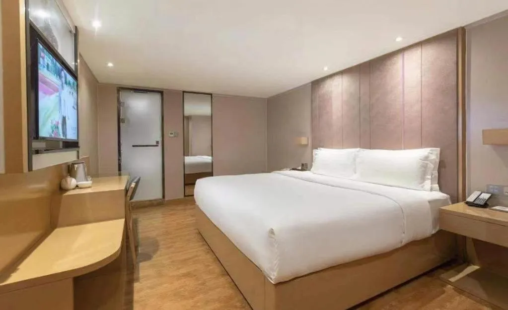 Bed in Lavande Hotel Guangzhou Tianhe Park Metro Station
