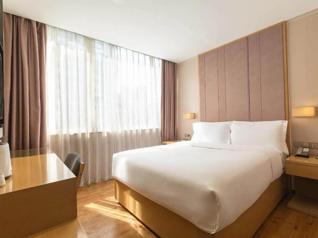 Bed in Lavande Hotel Guangzhou Tianhe Park Metro Station