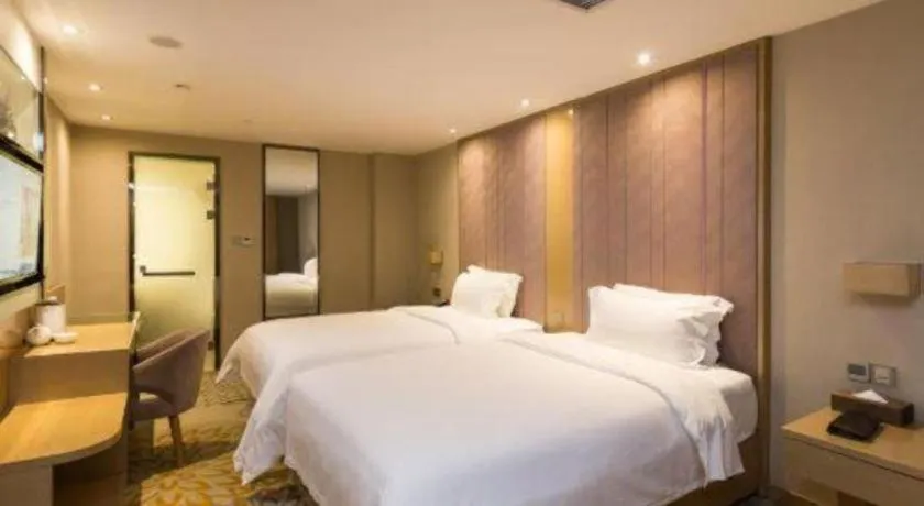Bed in Lavande Hotel Guangzhou Tianhe Park Metro Station