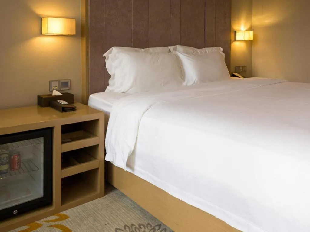 Bed in Lavande Hotel Guangzhou Tianhe Park Metro Station