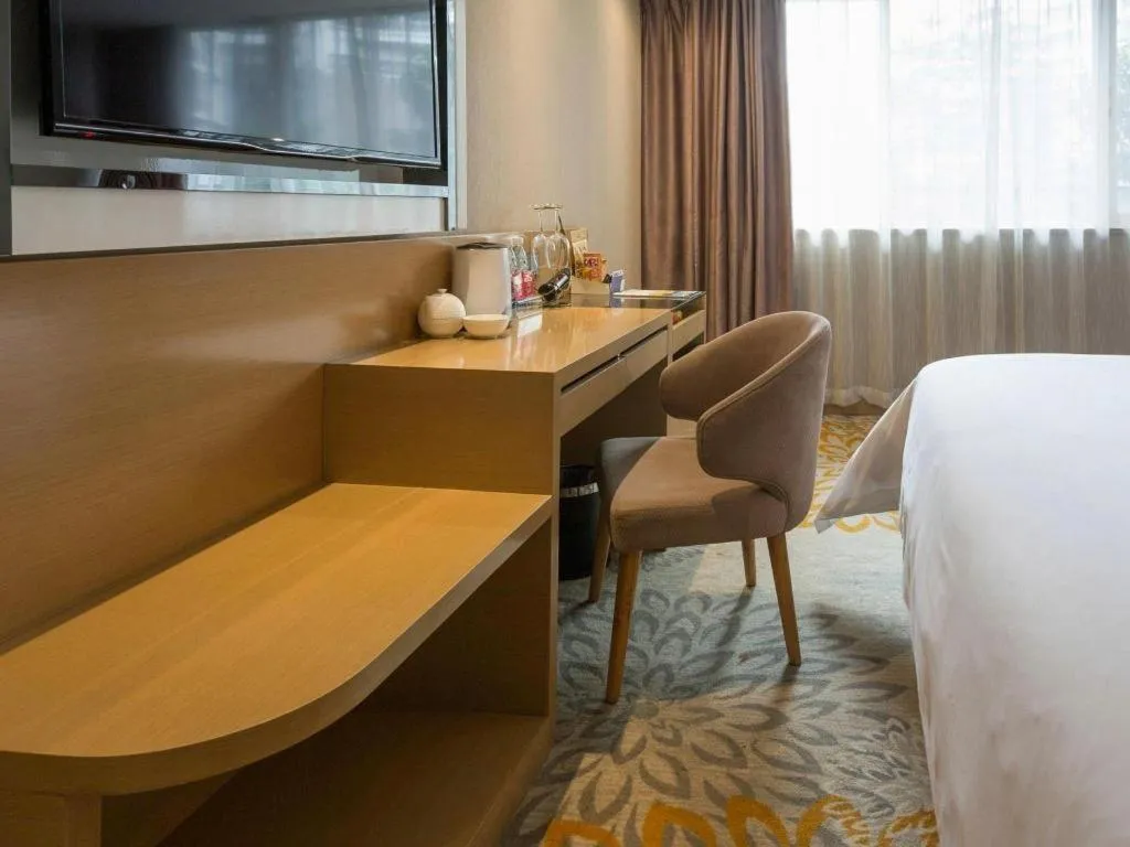 Bed in Lavande Hotel Guangzhou Tianhe Park Metro Station