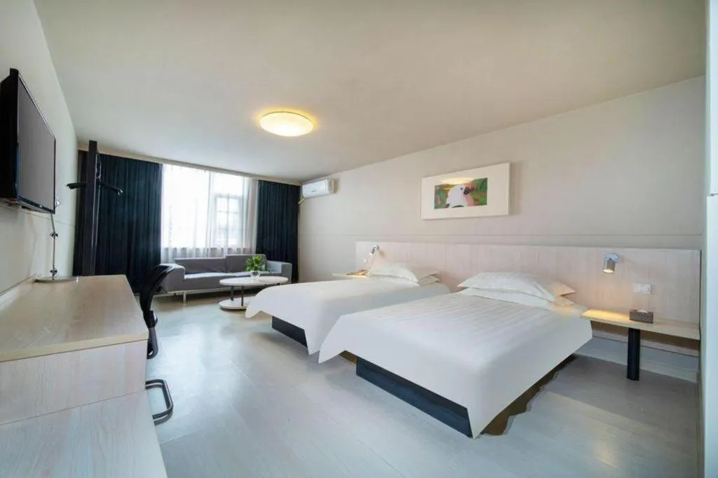 Bed in Jinjiang Inn Kunming Changshui Airport