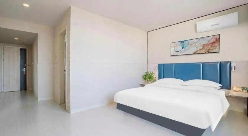 Bed in Jinjiang Inn Kunming Changshui Airport