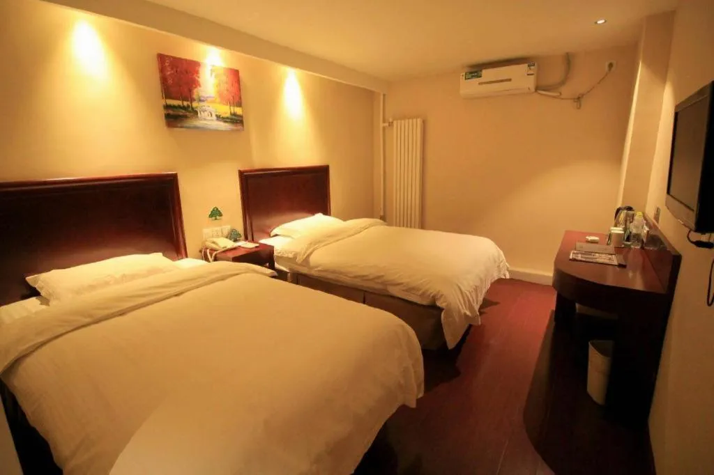 Bed in GreenTree Inn Shandong Yantai Penglai Pavilion Bus station Express Hotel