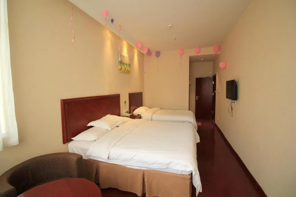 Bed in GreenTree Inn Shandong Yantai Penglai Pavilion Bus station Express Hotel