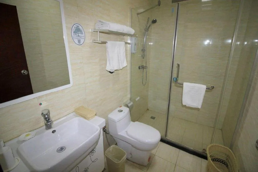 GreenTree Inn Shandong Yantai Penglai Pavilion Bus station Express Hotel