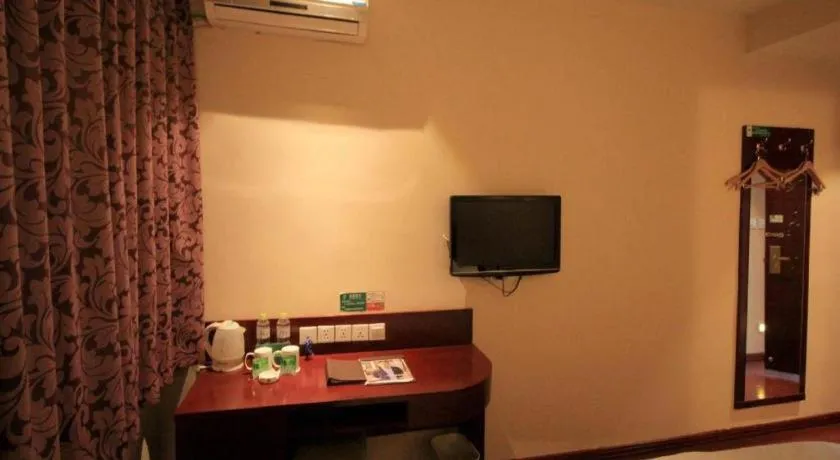 GreenTree Inn Shandong Yantai Penglai Pavilion Bus station Express Hotel