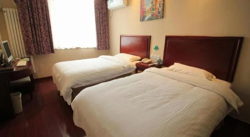 Bed in GreenTree Inn Shandong Yantai Penglai Pavilion Bus station Express Hotel