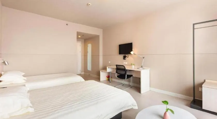 Bed in Jinjiang Inn Jinhua Binhong Road