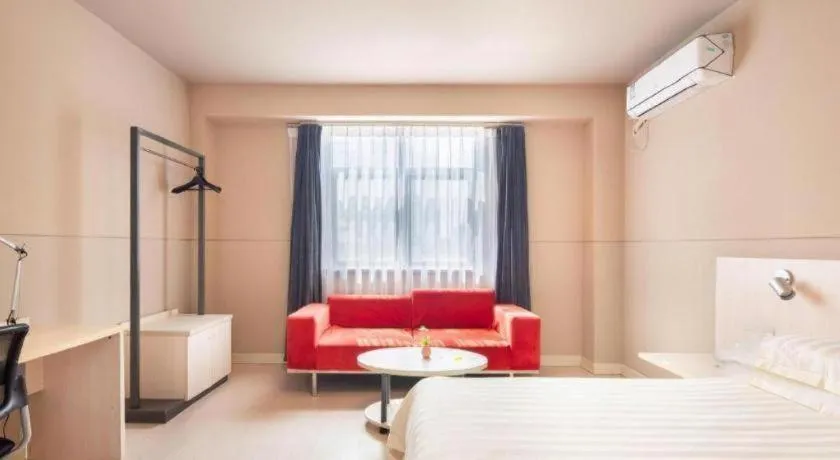 Bed in Jinjiang Inn Jinhua Binhong Road