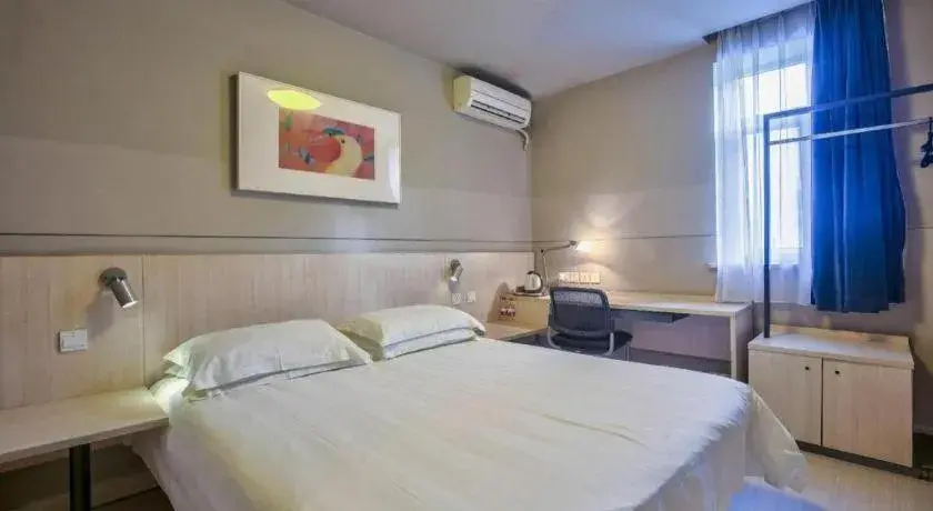 Bed in Jinjiang Inn Taizhou Huangyan Jiufeng Park Bed in Jinjiang Inn Taizhou Huangyan Jiufeng Park