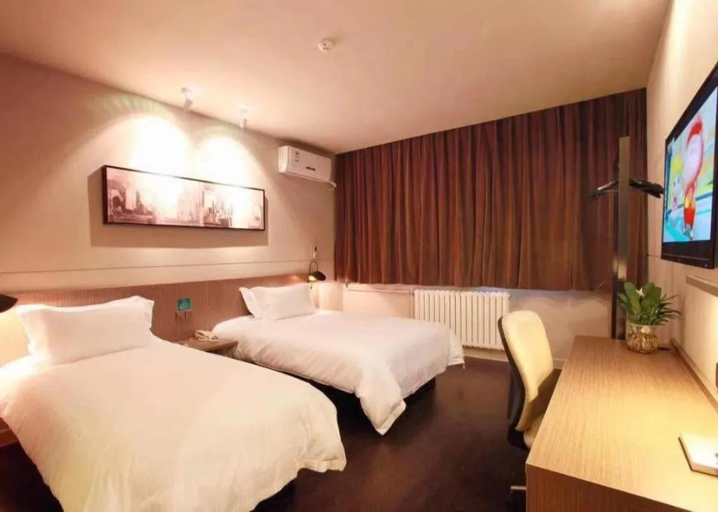 Bed in Jinjiang Inn Xi'an Zhonglou North Street Metro Station