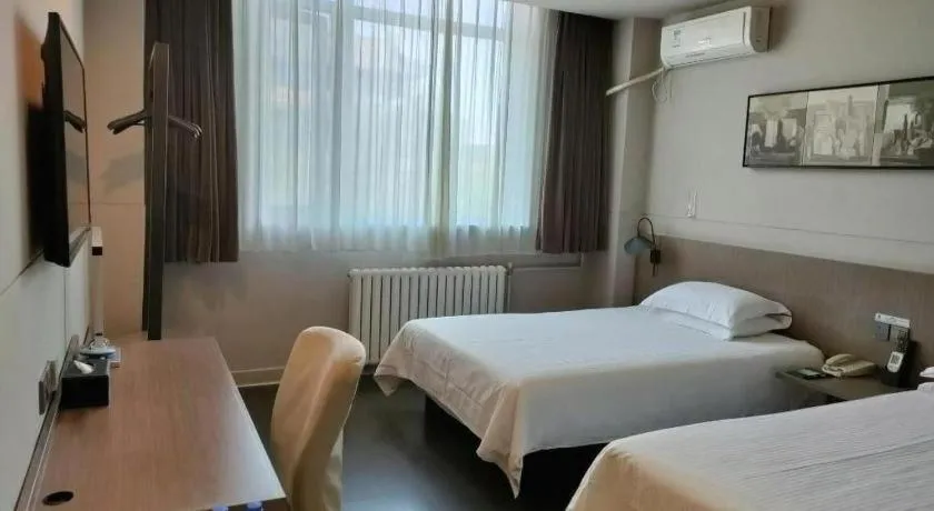 Bed in Jinjiang Inn Xi'an Zhonglou North Street Metro Station