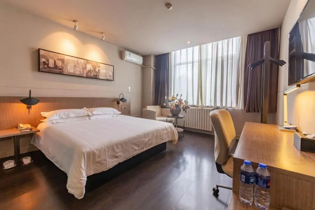 Bed in Jinjiang Inn Xi'an Zhonglou North Street Metro Station