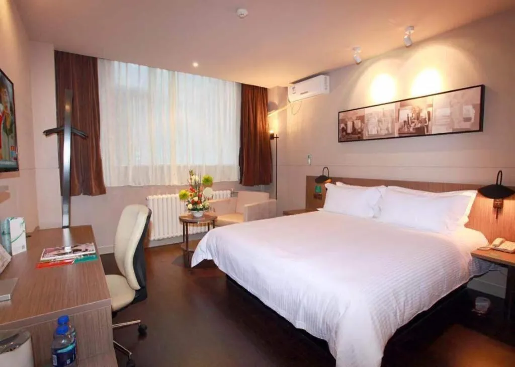 Bed in Jinjiang Inn Xi'an Zhonglou North Street Metro Station