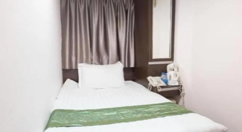 Bed in Metroplace Olympic