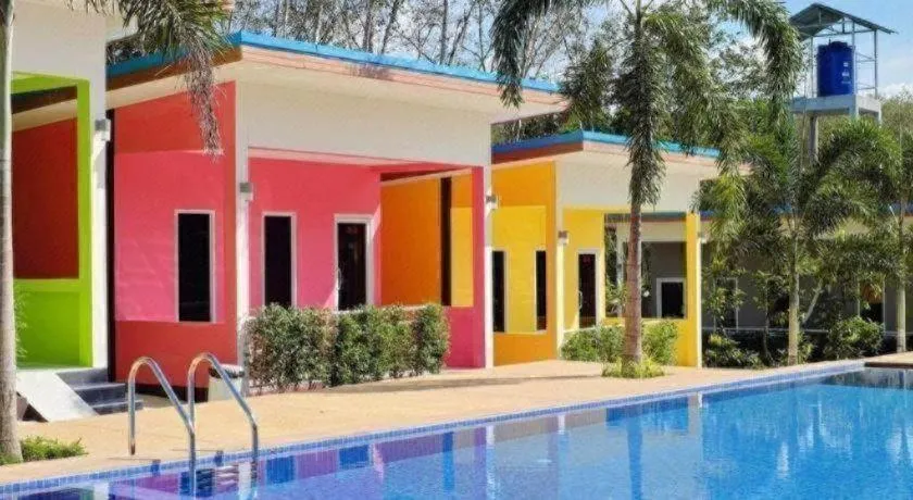 At night Airport Resort