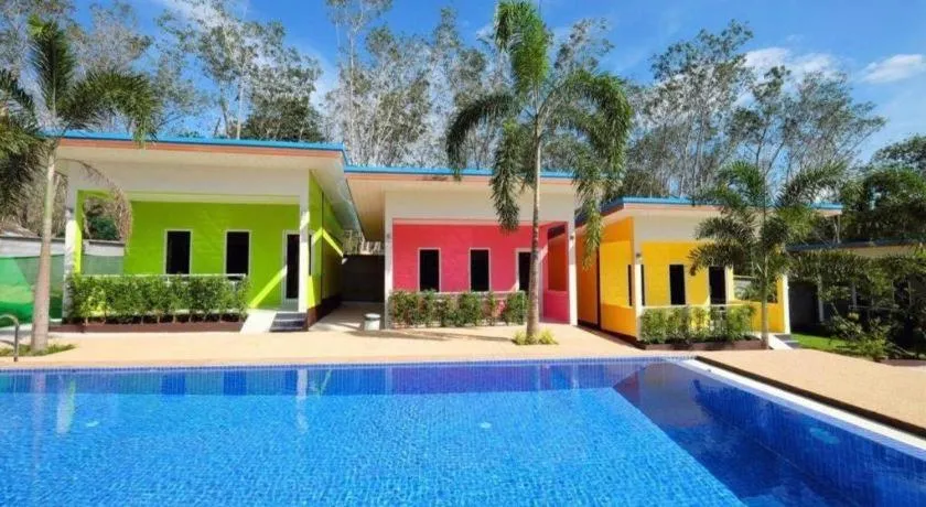 At night Airport Resort