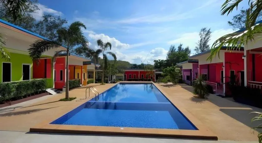 At night Airport Resort