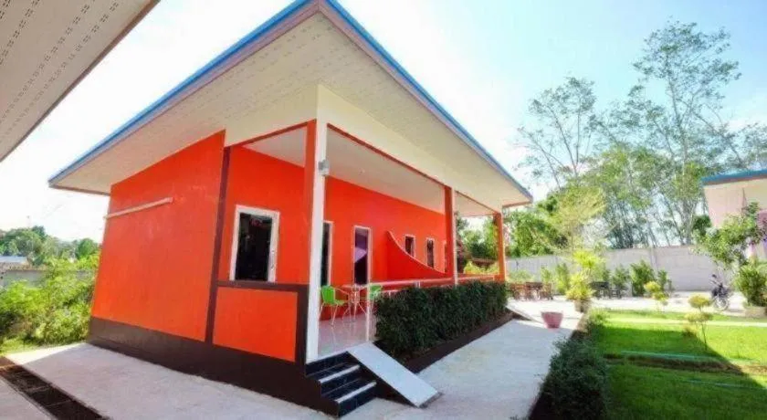 At night Airport Resort